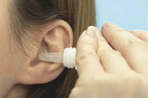 Comment instiller des gouttes dans les oreilles