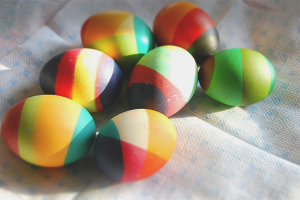 Comment peindre des œufs pour Pâques