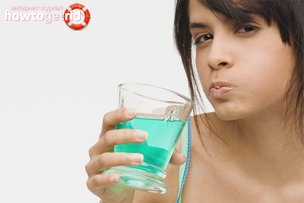 Rince-bouche pour l'acné sur la langue