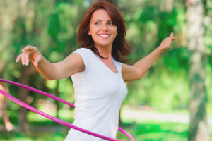 Quand puis-je tourner le cerceau après l'accouchement